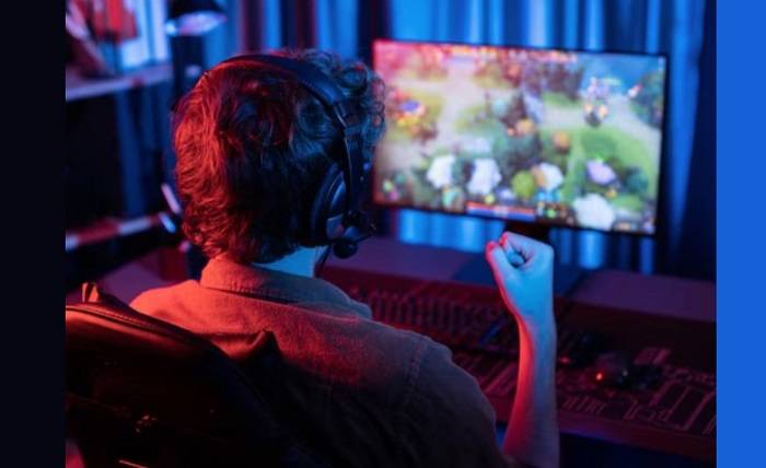 How Voice Chat Helps in Online Multiplayer Games How Voice Chat Helps in Online Multiplayer Games